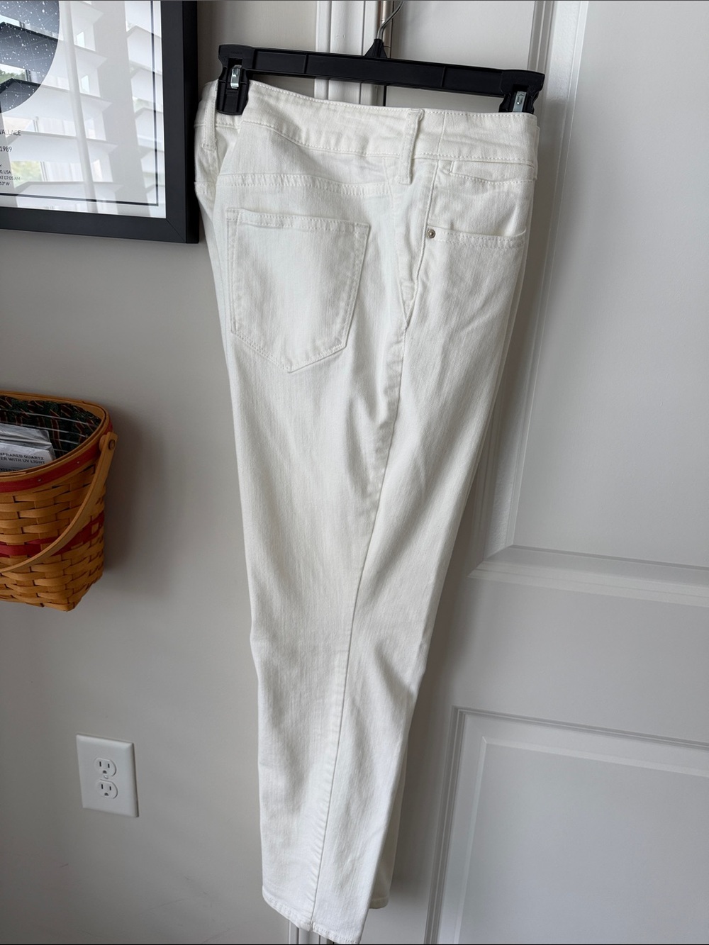 Chicos size 2 Platinum style jegging with button fly and zipper - Picture 2 of 5
